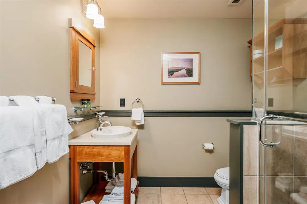 2035 US-31 N East Bay Township, MI 49686
