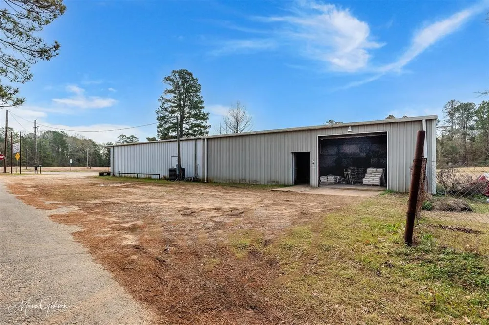 21340 Highway 371 Cotton Valley, LA 71018