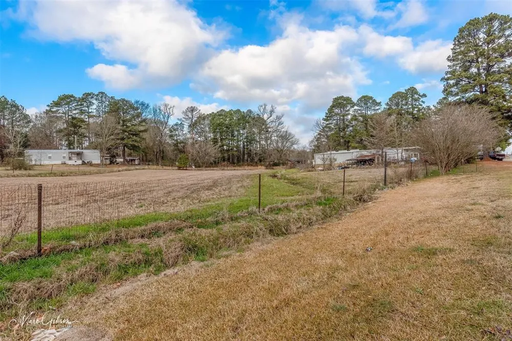 21340 Highway 371 Cotton Valley, LA 71018