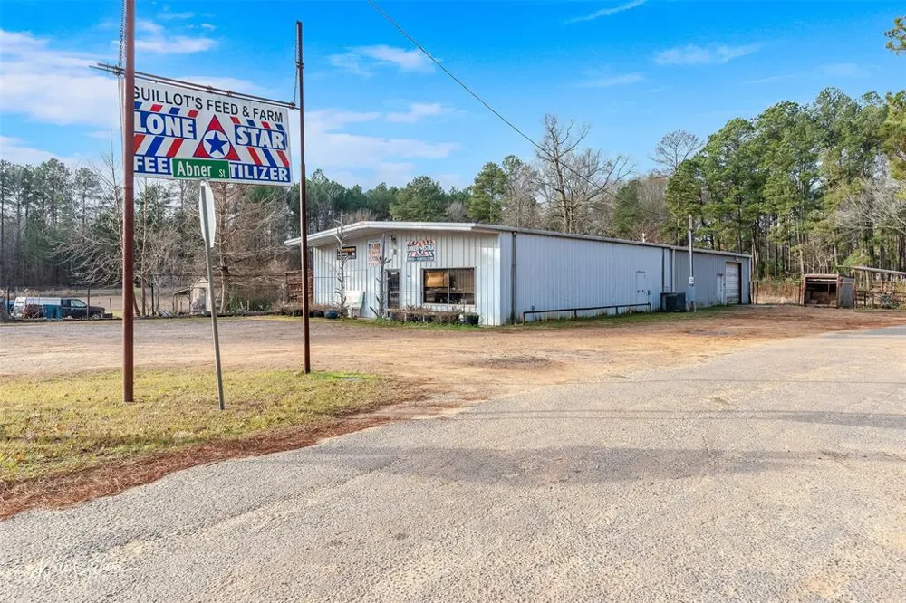 21340 Highway 371 Cotton Valley, LA 71018