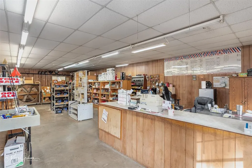 21340 Highway 371 Cotton Valley, LA 71018