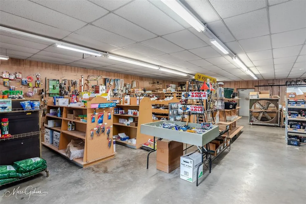 21340 Highway 371 Cotton Valley, LA 71018