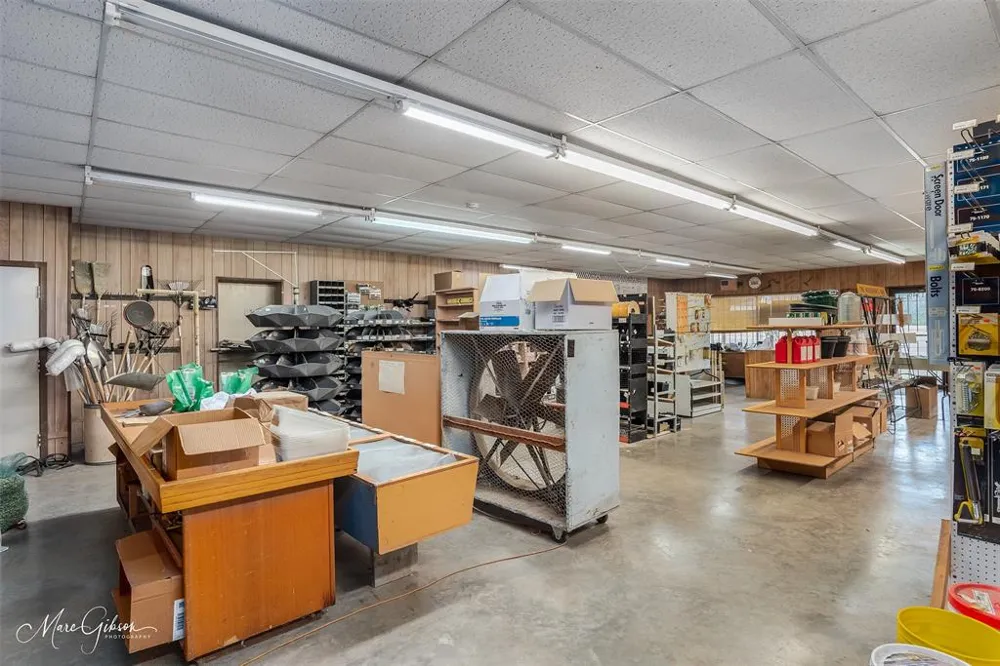 21340 Highway 371 Cotton Valley, LA 71018
