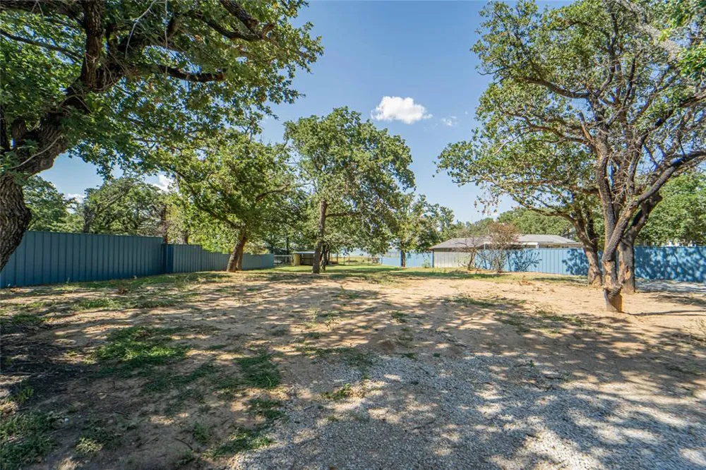 10252 County Road 198 Breckenridge, TX 76424