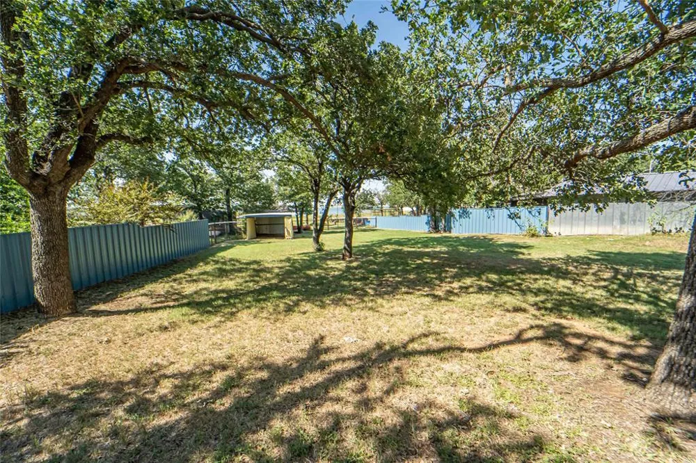 10252 County Road 198 Breckenridge, TX 76424