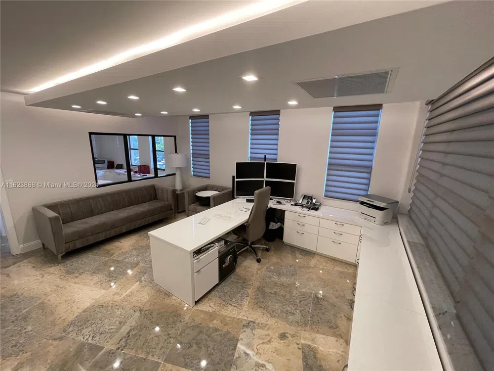 3800 S Ocean Dr #212 Hollywood, FL 33019