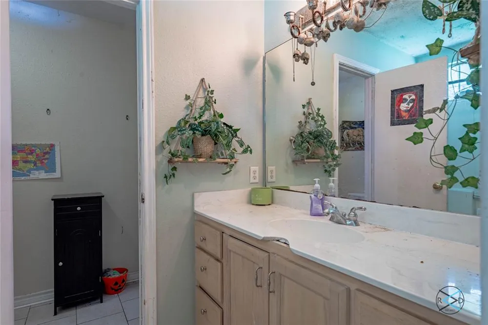 114 Lakeway Lane Gun Barrel City, TX 75156