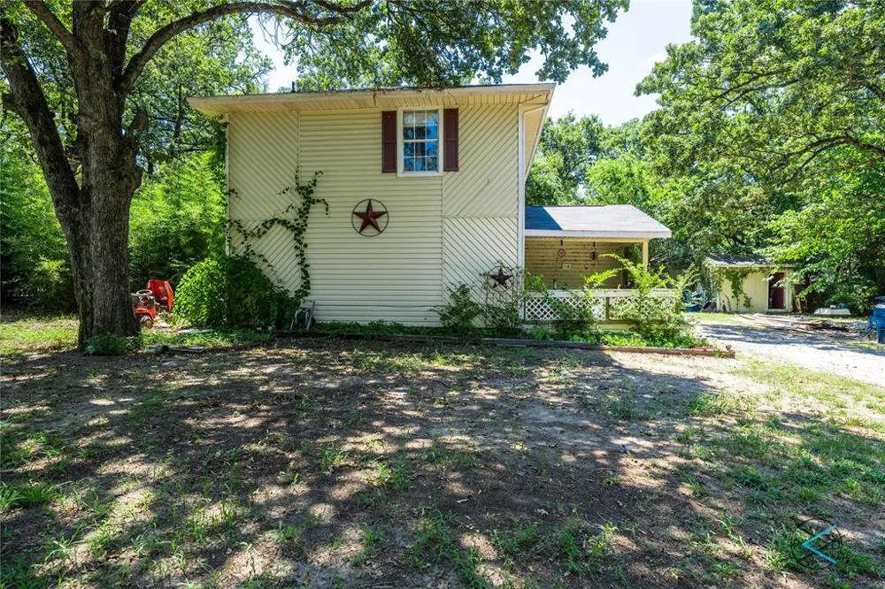 114 Lakeway Lane Gun Barrel City, TX 75156