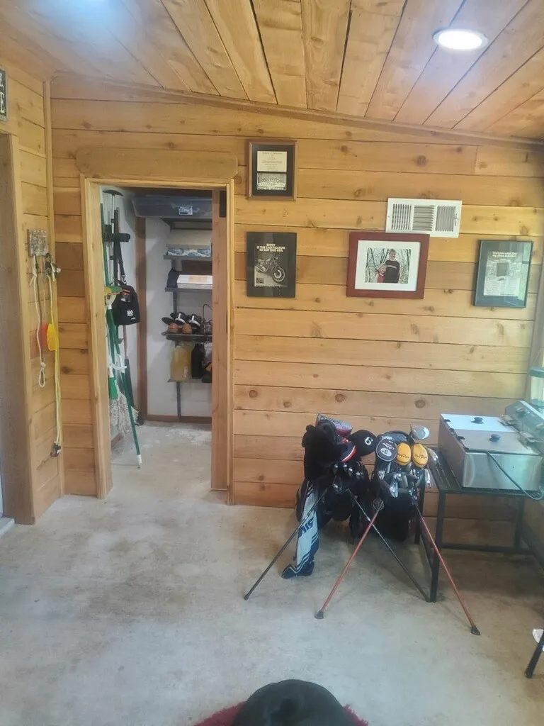 299 Private Road 1452 Chico, TX 76431