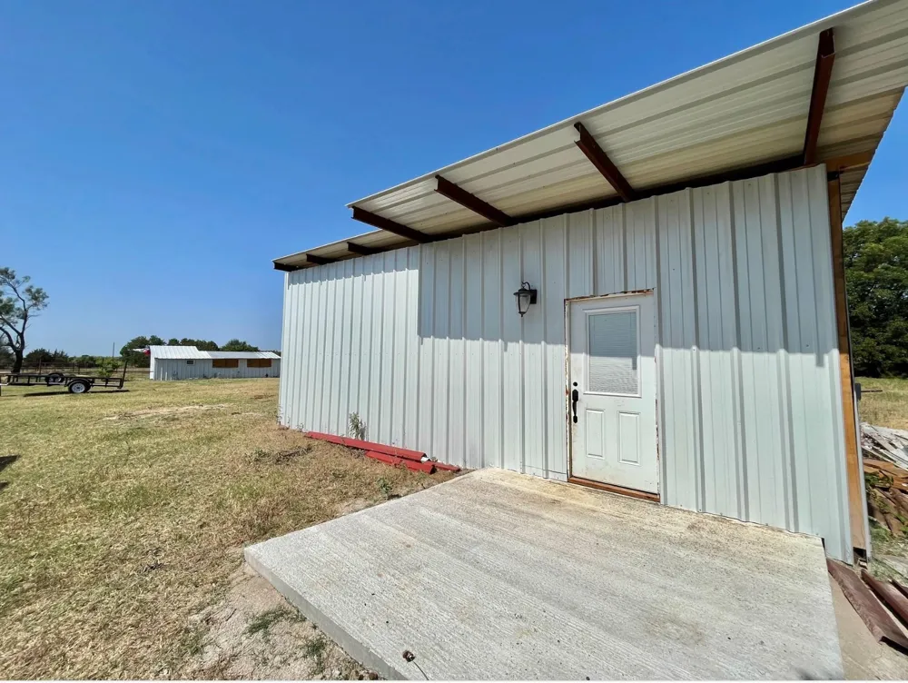299 Private Road 1452 Chico, TX 76431