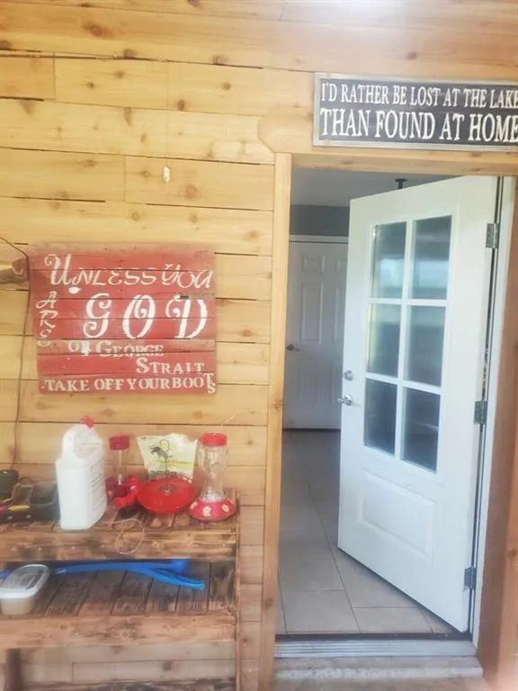 299 Private Road 1452 Chico, TX 76431