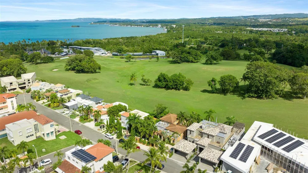 #13 Quintas del Deportivo CARR 102 KM 14.3 SECTOR JOYUDA, BO. MIRADERO Cabo Rojo, PR 00623