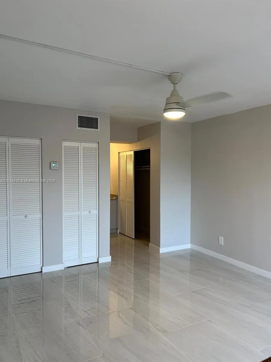 6580 W Flagler St #309 Miami, FL 33144