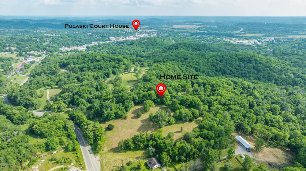 1811 Columbia Hwy Pulaski, TN 38478