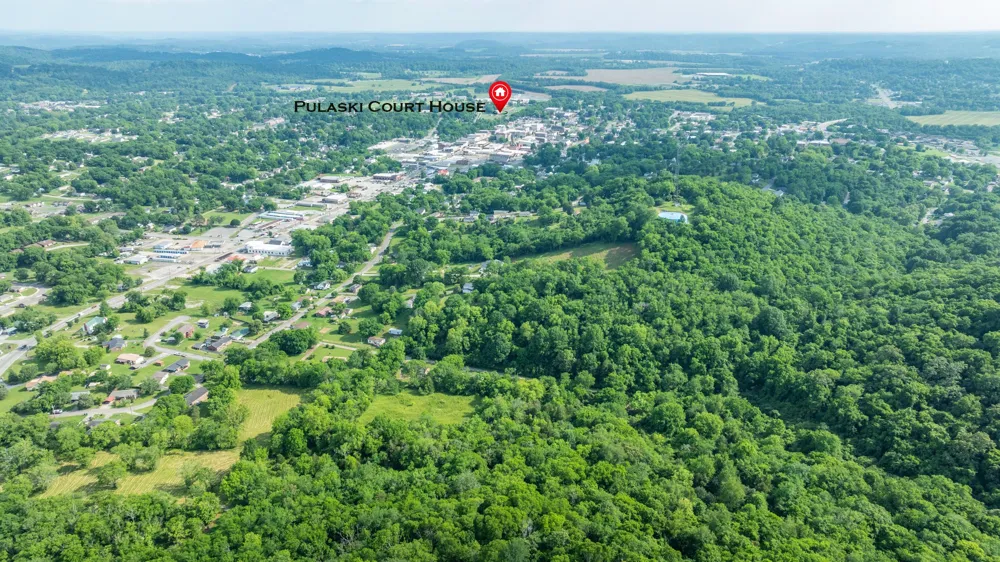 1811 Columbia Hwy Pulaski, TN 38478