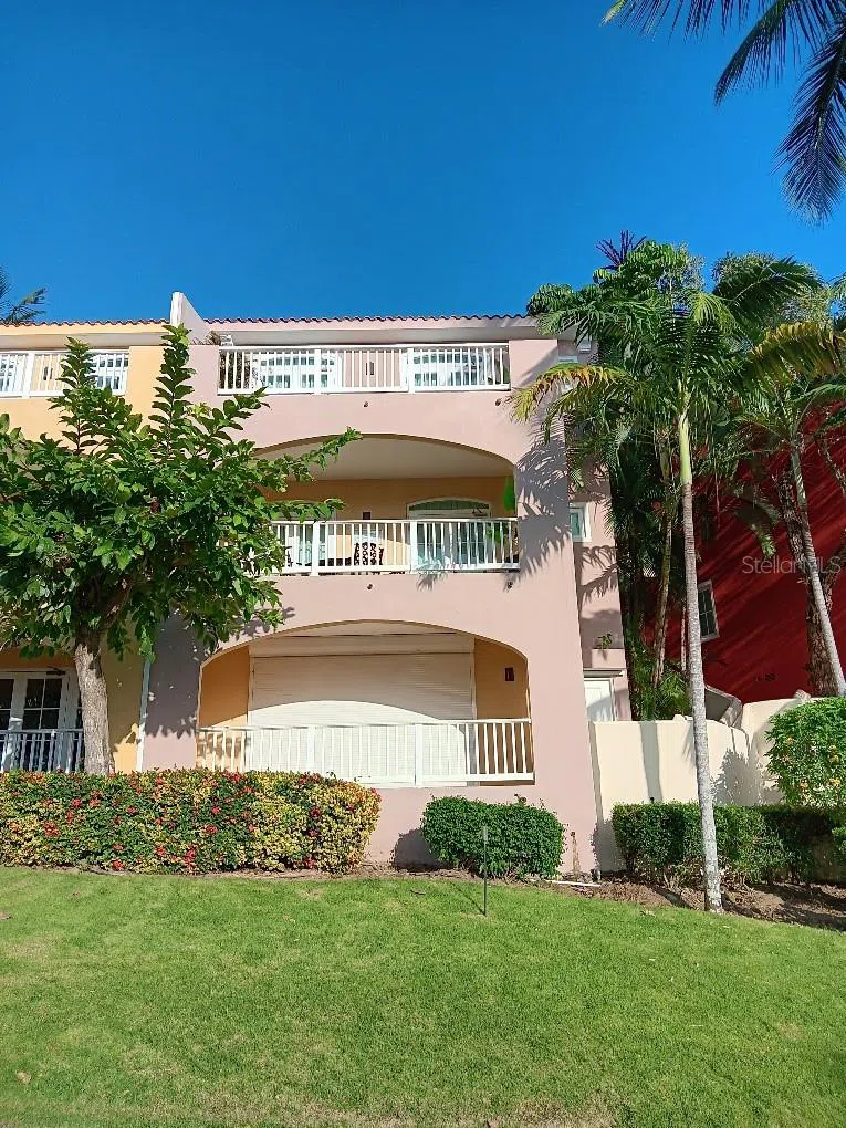LAS CASITAS VILLAGE 1 AVE CONQUISTADOR #5392 Fajardo, PR 00738