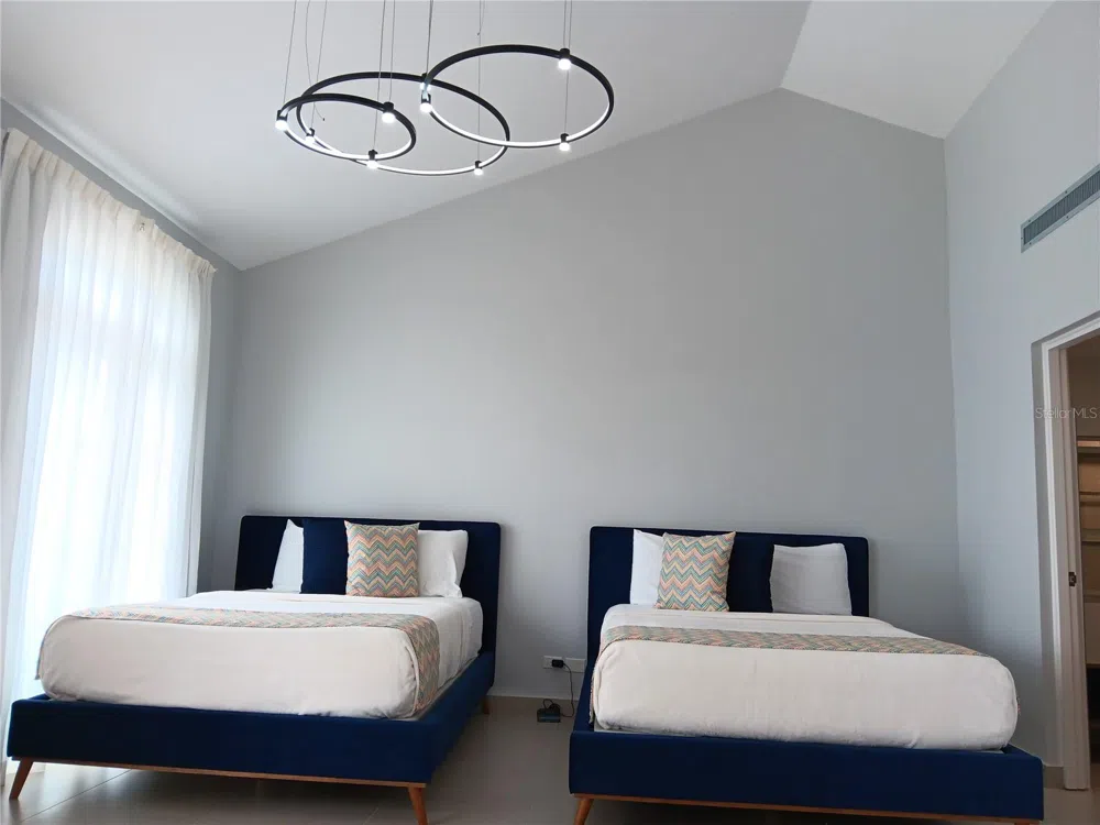 LAS CASITAS VILLAGE 1 AVE CONQUISTADOR #5392 Fajardo, PR 00738