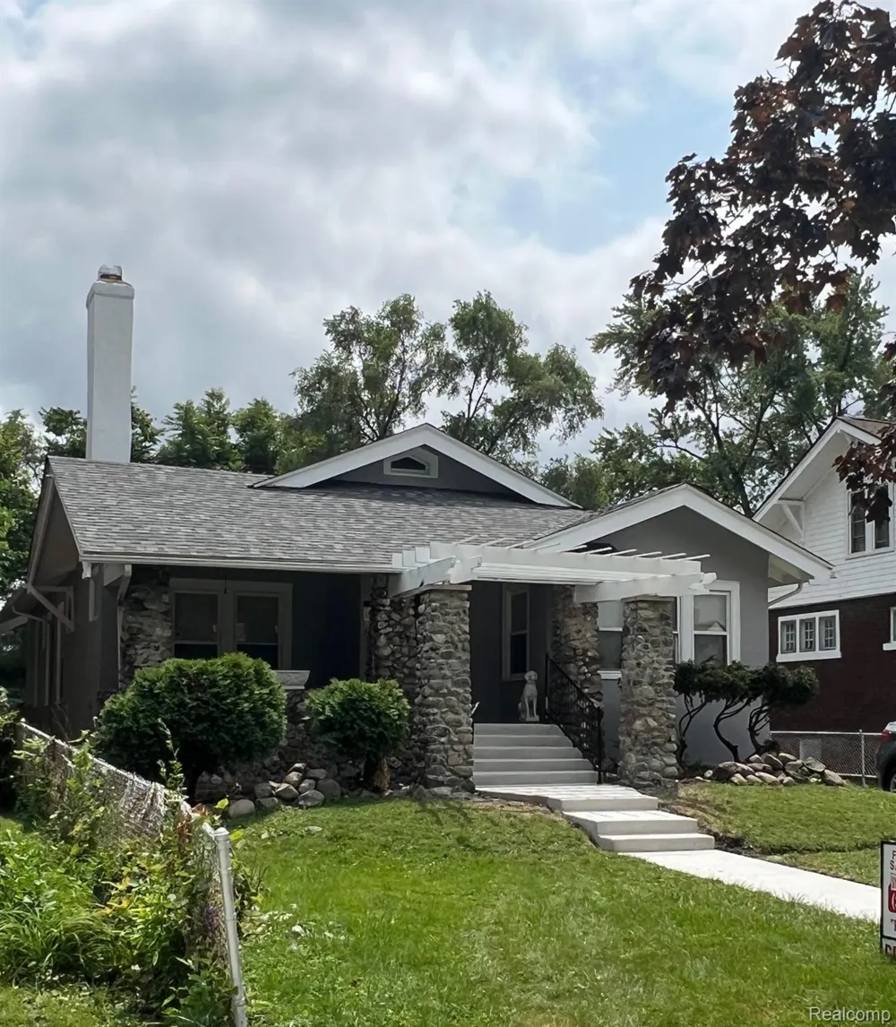 239 EASON STREET Highland Park City, MI 48203