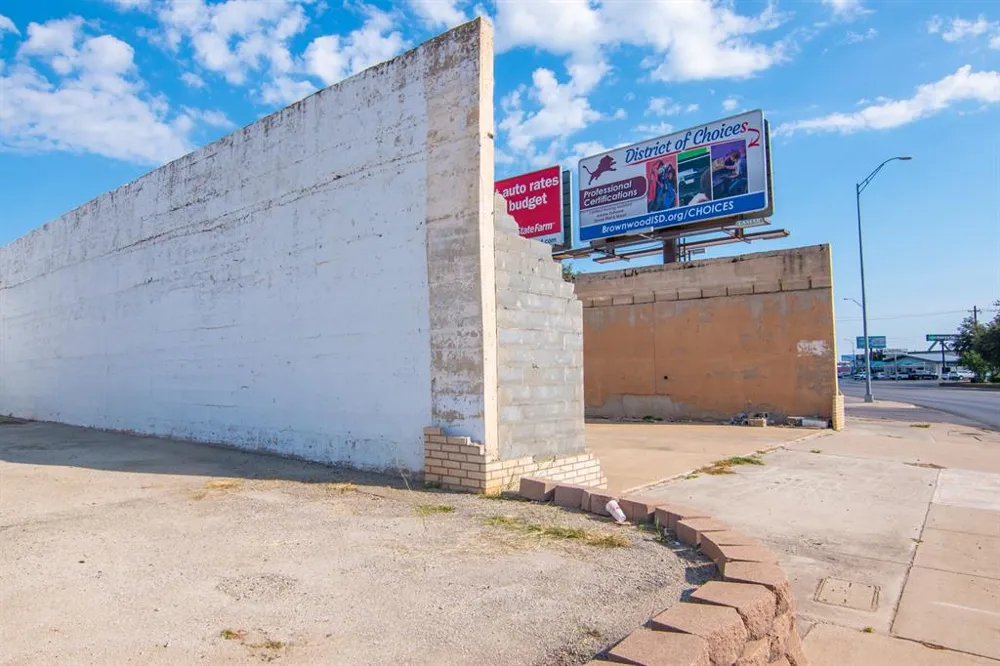 103 Main Street Brownwood, TX 76801
