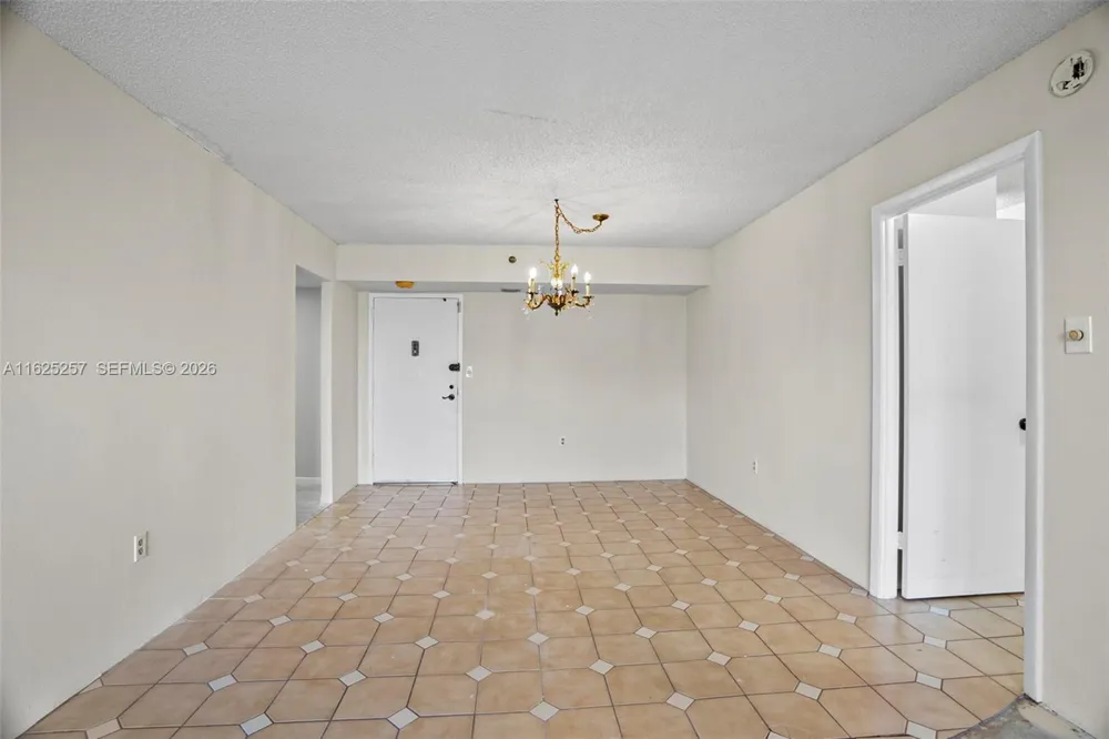 1000 Saint Charles Pl #522 Pembroke Pines, FL 33026