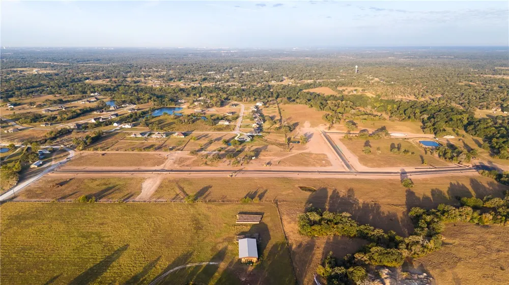 9942 Panther Creek Drive Iola, TX 77861