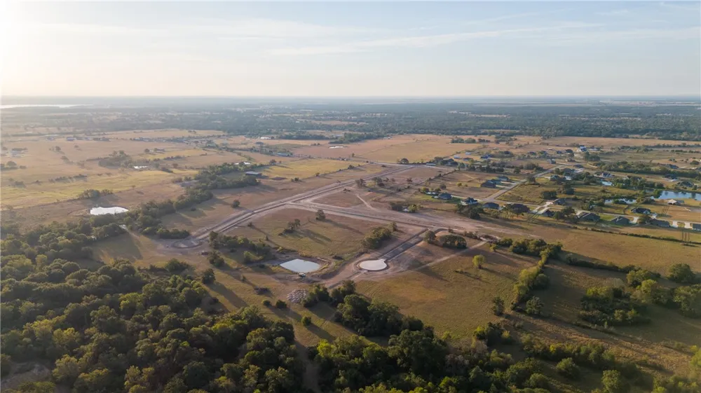 9942 Panther Creek Drive Iola, TX 77861