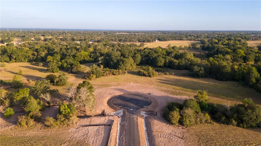 9942 Panther Creek Drive Iola, TX 77861
