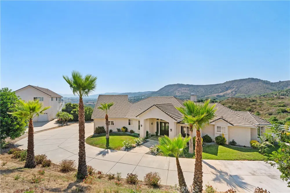 23505 Carancho Road Temecula, CA 92590