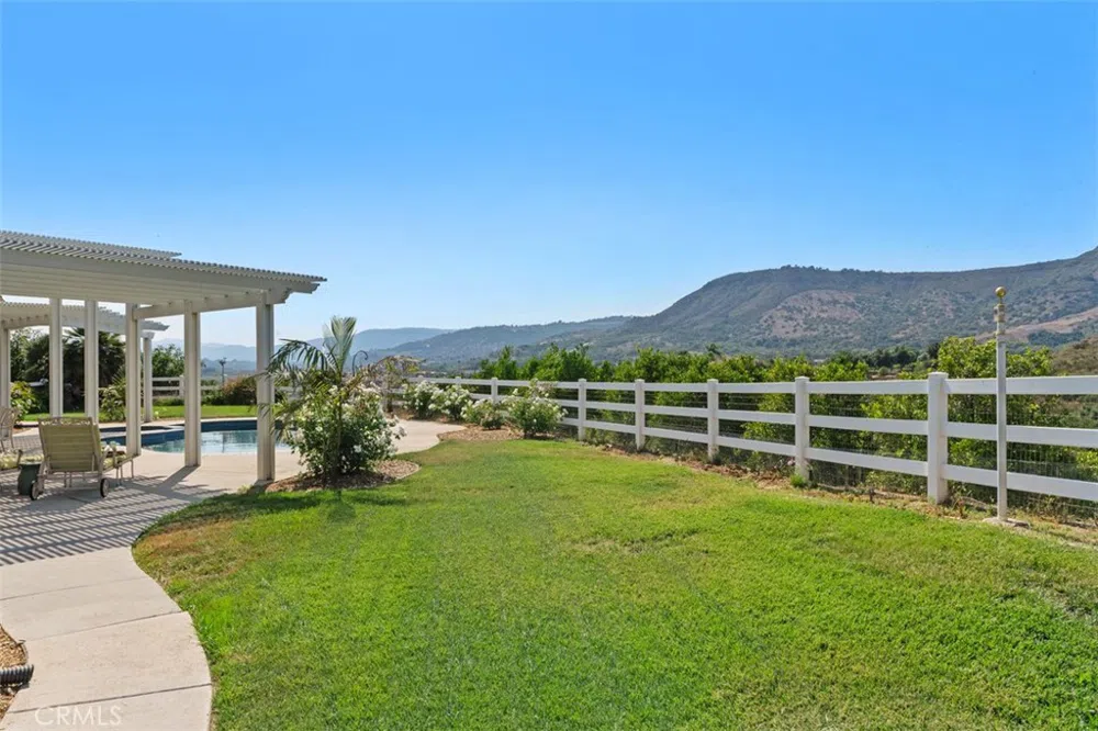 23505 Carancho Road Temecula, CA 92590
