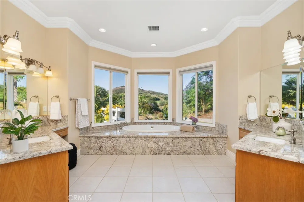 23505 Carancho Road Temecula, CA 92590