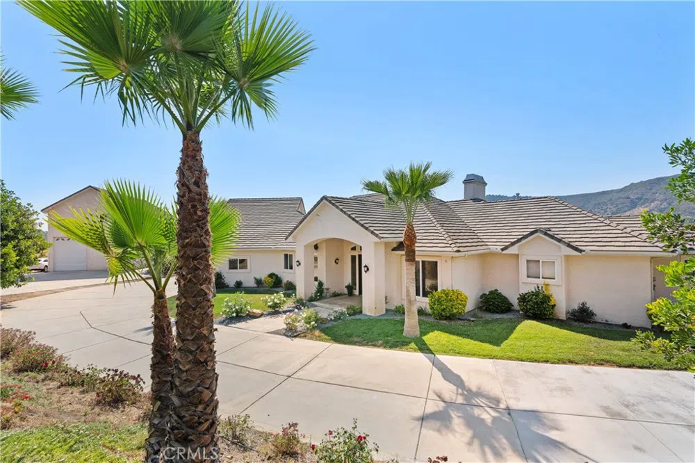 23505 Carancho Road Temecula, CA 92590