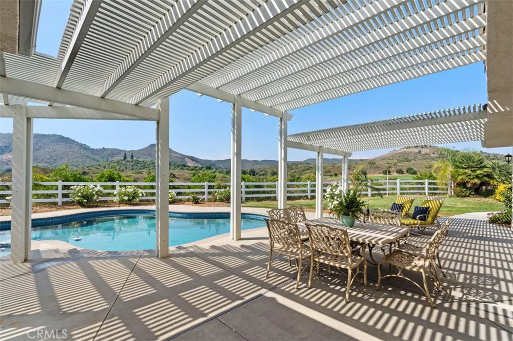 23505 Carancho Road Temecula, CA 92590