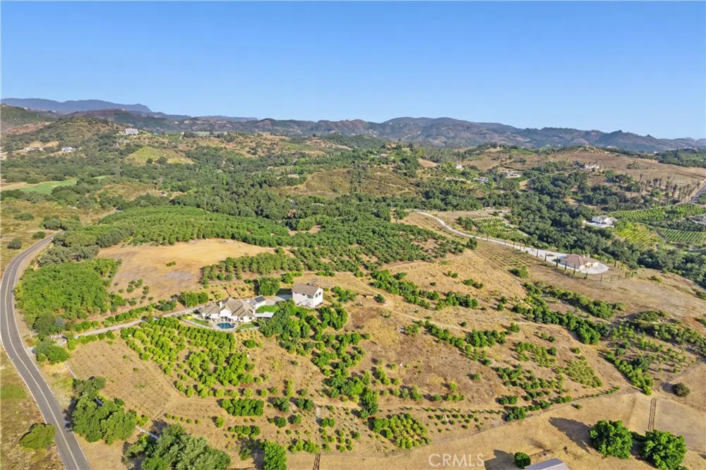 23505 Carancho Road Temecula, CA 92590
