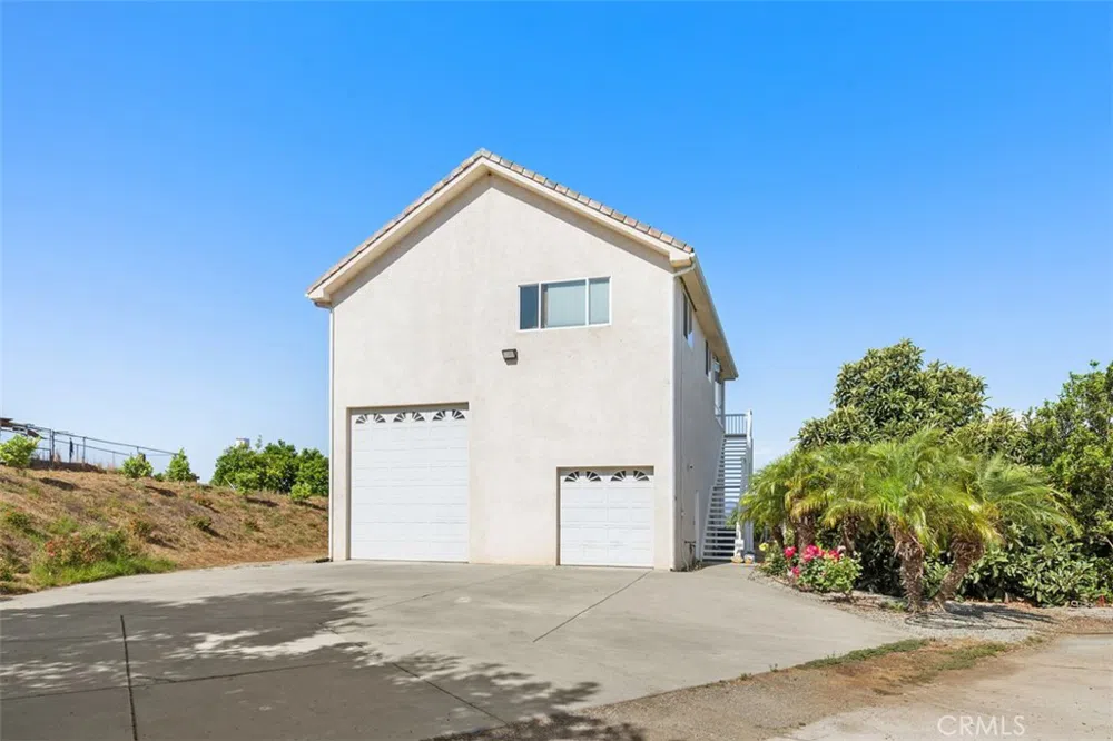 23505 Carancho Road Temecula, CA 92590
