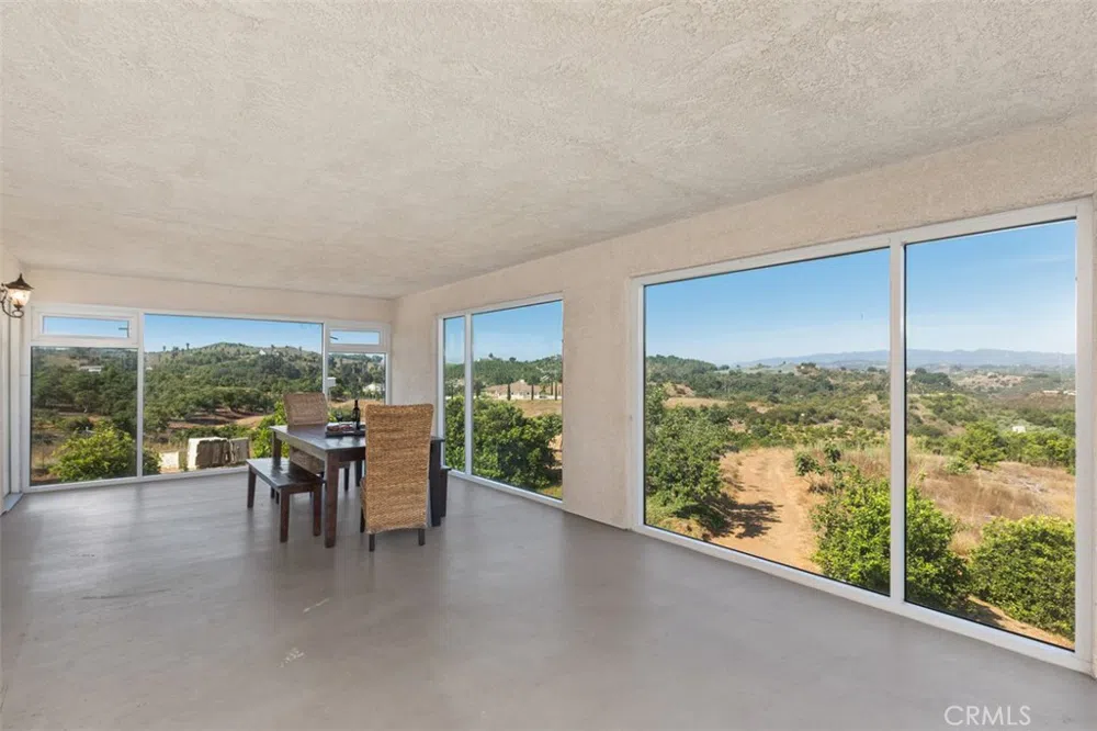 23505 Carancho Road Temecula, CA 92590