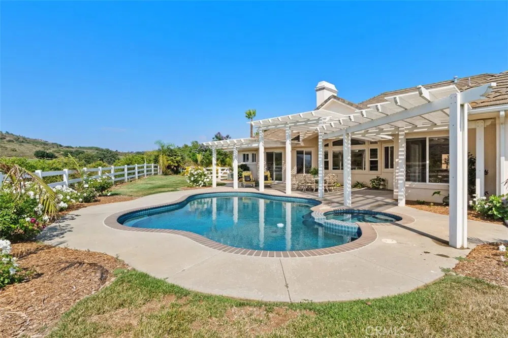 23505 Carancho Road Temecula, CA 92590