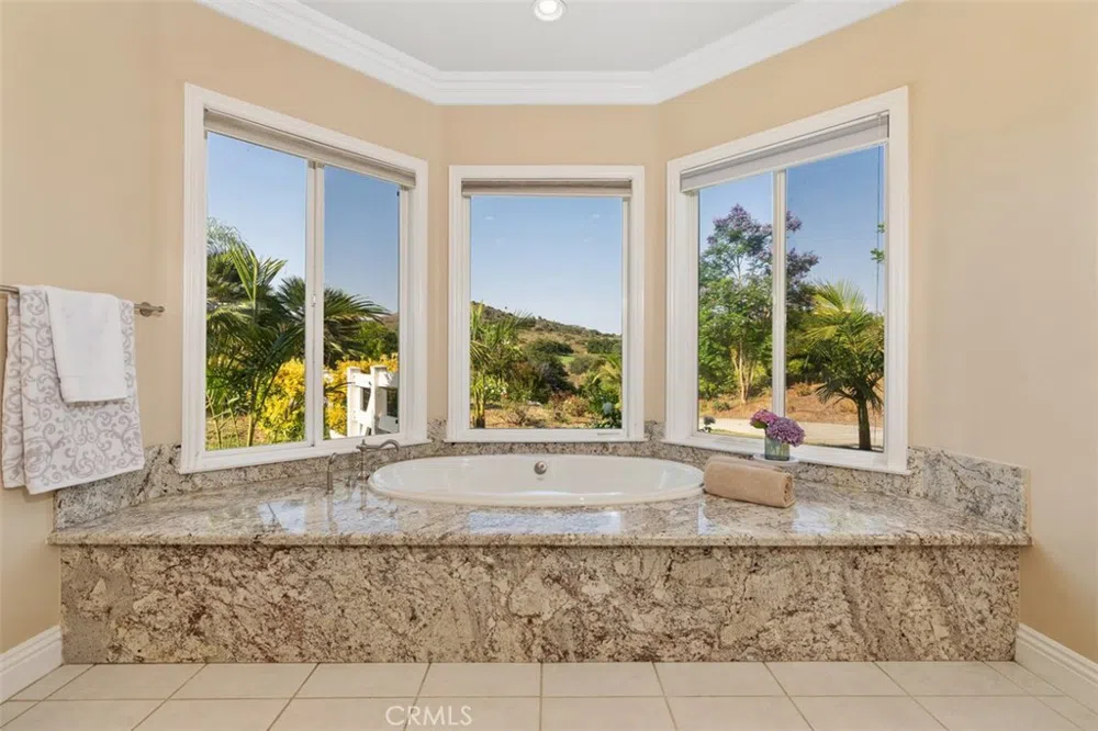 23505 Carancho Road Temecula, CA 92590