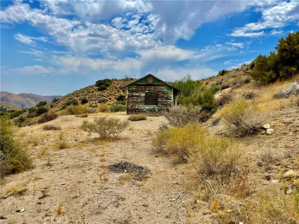 Pinon Ave Morongo Valley, CA 92256