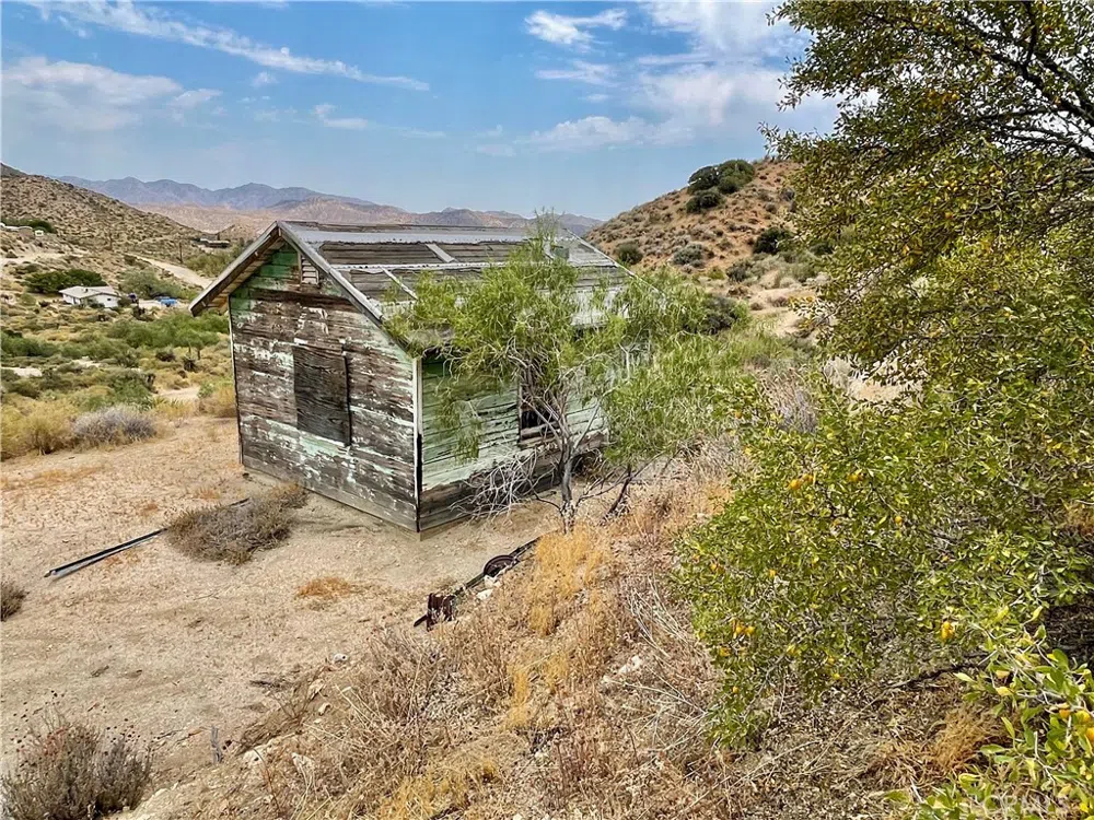 Pinon Ave Morongo Valley, CA 92256