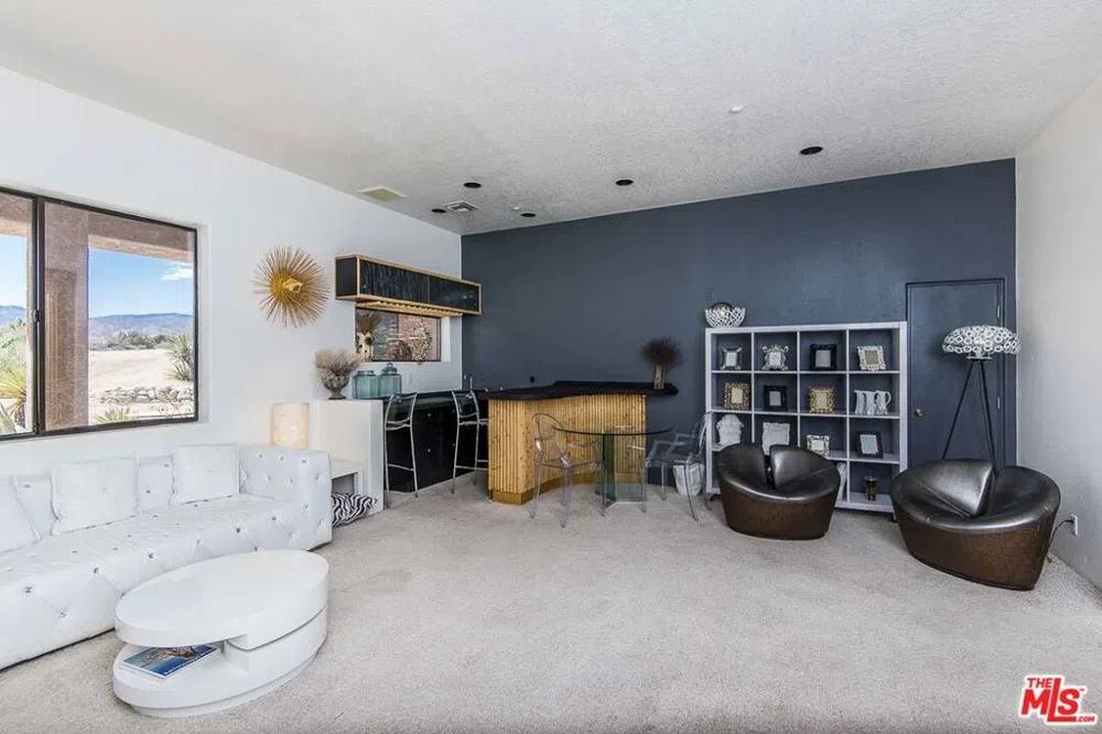 3569 CALMADA Rd Road Pioneertown, CA 92268