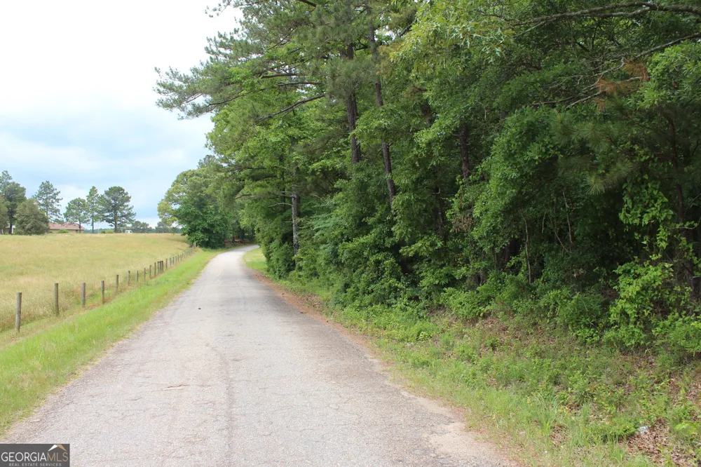 721 Hosannah RD Locust Grove, GA 30248