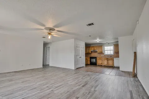 2441 E 30th Street