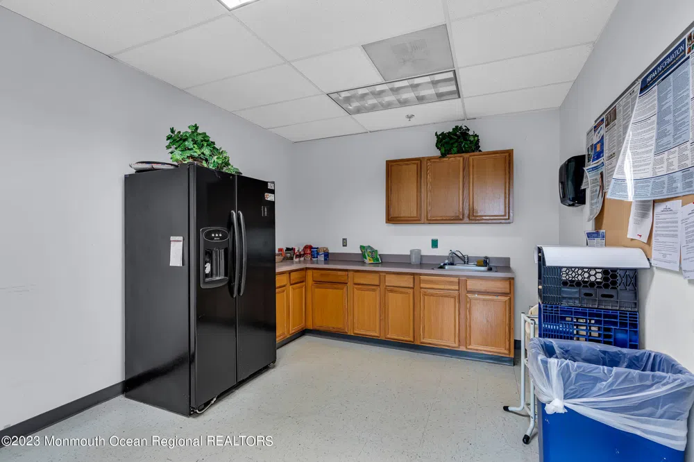 1433 Hooper Avenue #Unit 212 Toms River, NJ 08753