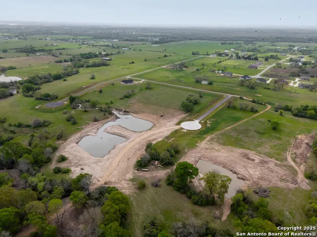 9867 Panther Creek Drive Iola, TX 77861