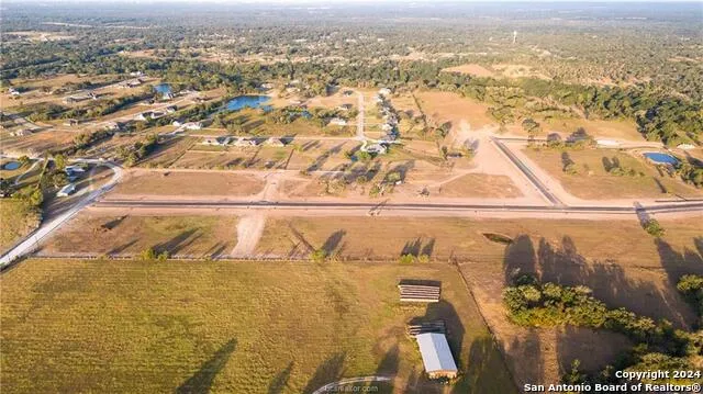 10071 Hidden Pond Drive Iola, TX 77861