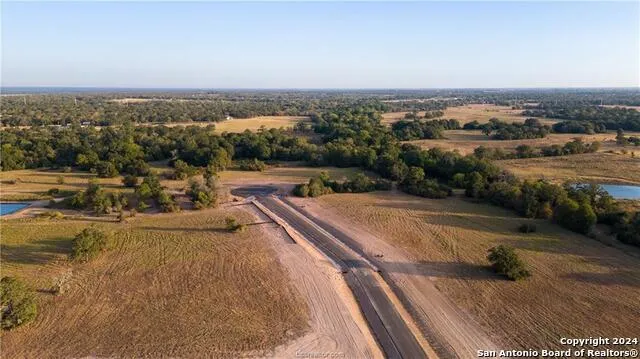 10071 Hidden Pond Drive Iola, TX 77861