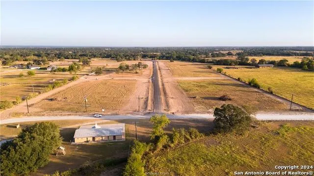 10071 Hidden Pond Drive Iola, TX 77861