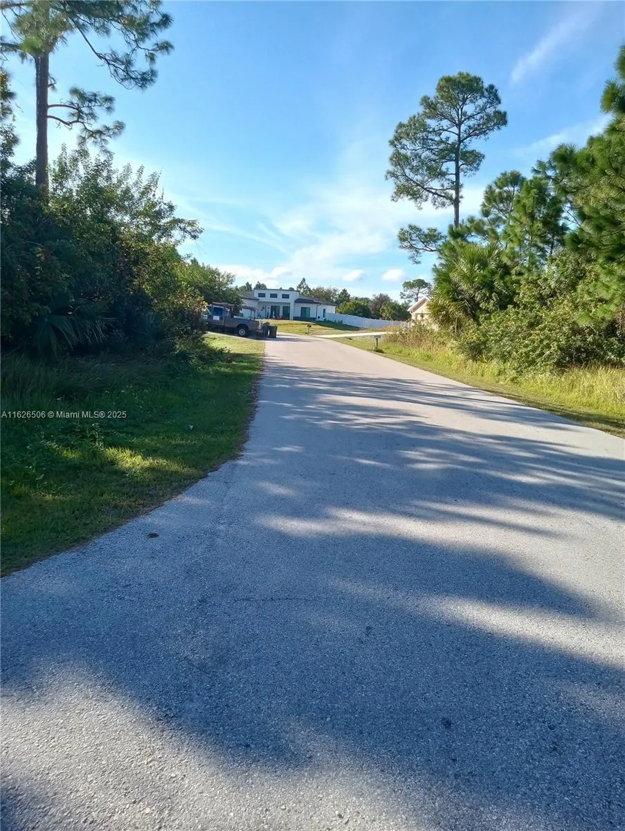 Ocean Ave SW Palm Bay, FL 32908
