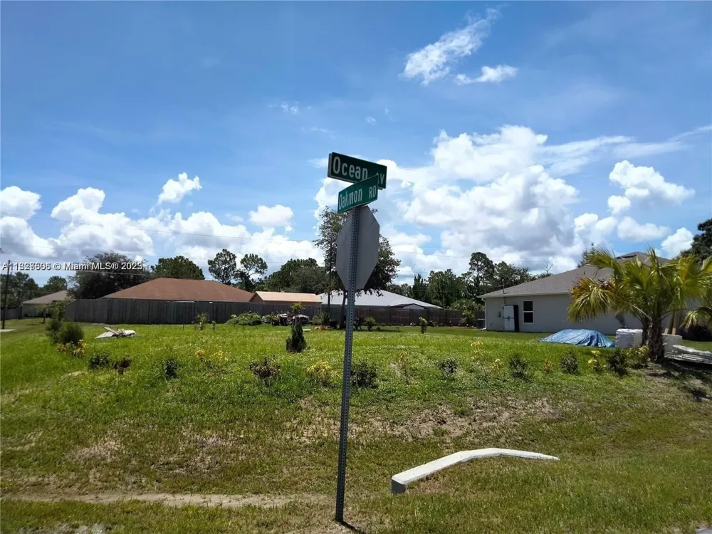 Ocean Ave SW Palm Bay, FL 32908