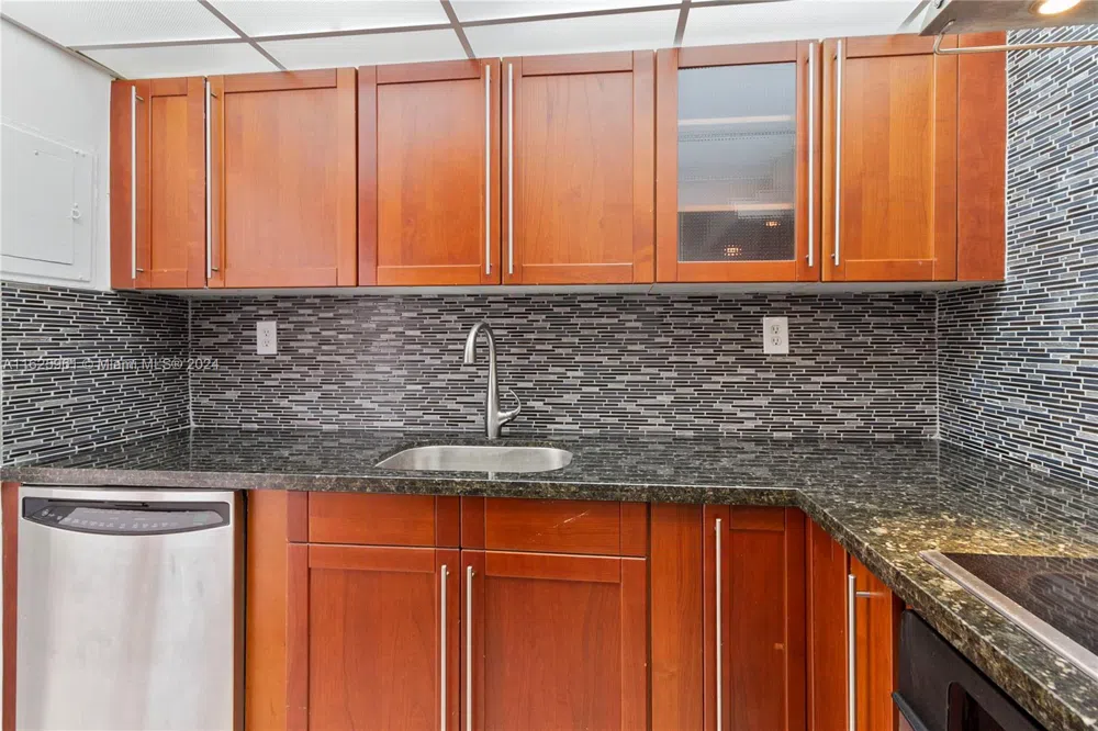 1200 West Ave #515 Miami Beach, FL 33139